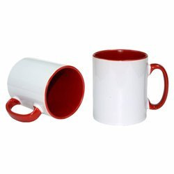 Kubek ceramiczny czerowny środek